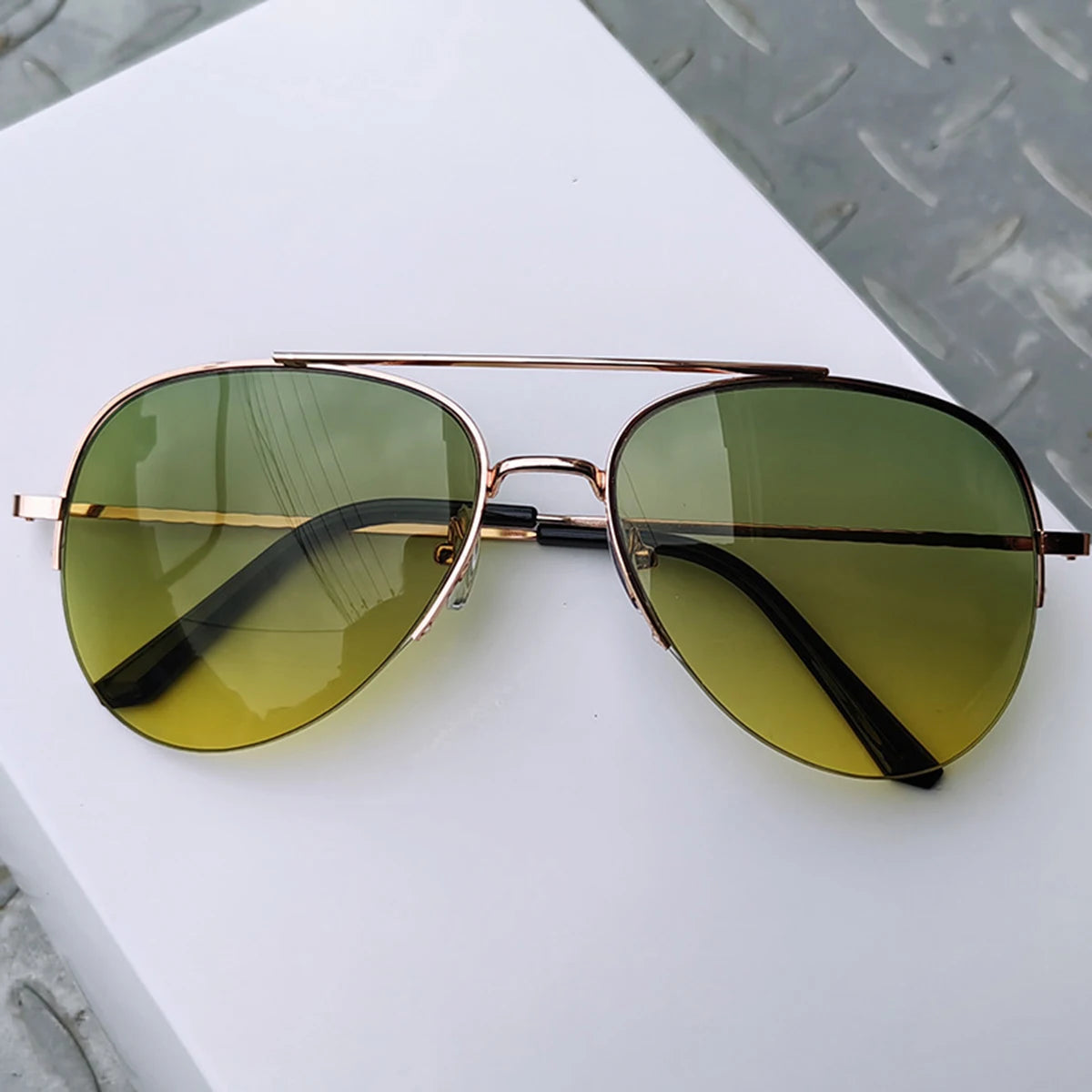 Signature Executive Aviator Sunglasses