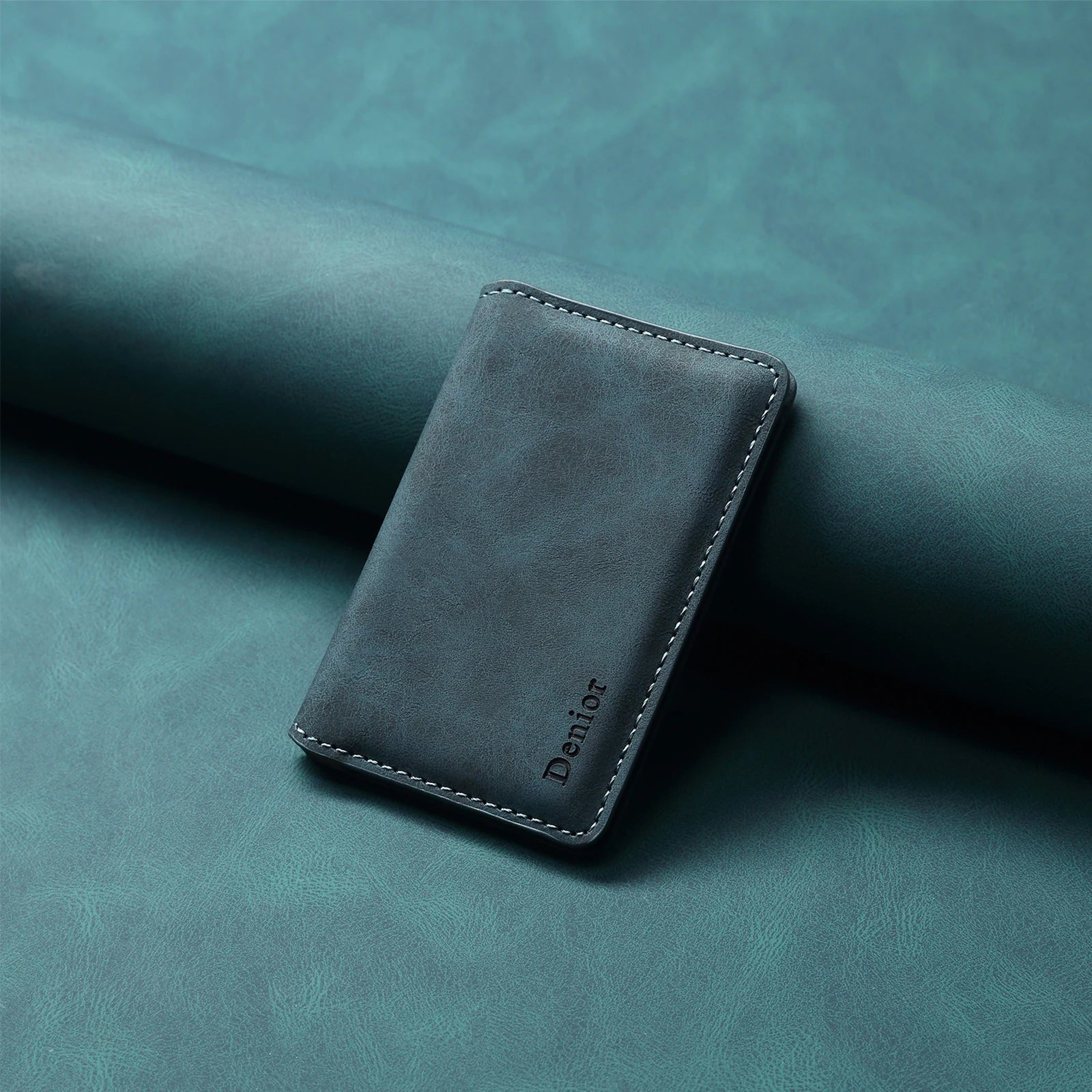 The Meridian MagSafe Card Holder
